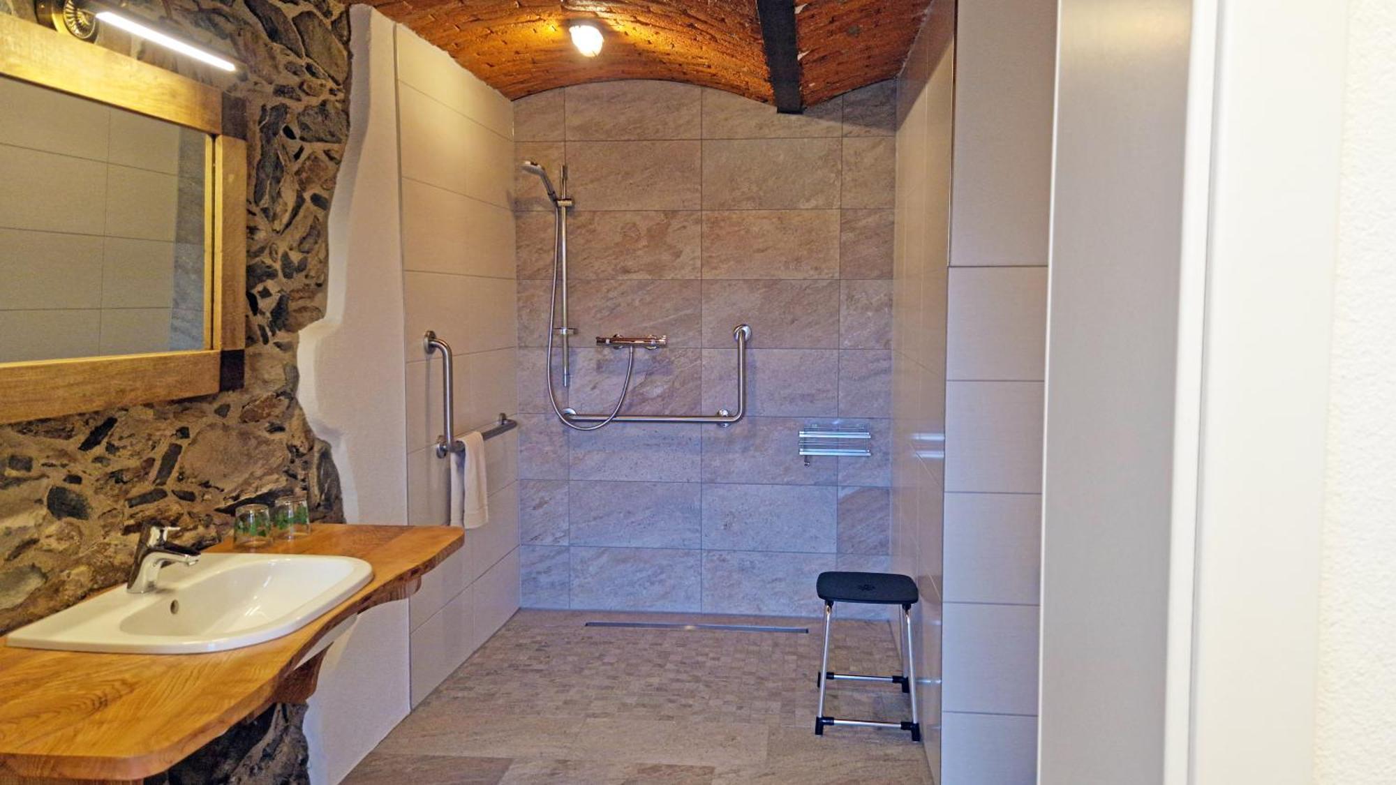 Familien- Und Apartmenthotel Lerchenberghof Walddorf  ภายนอก รูปภาพ